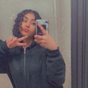 Meet your Posher, Melissa